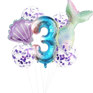 Detalle de globo número 3 degradado de 32 pulgadas con cola de sirena y decoraciones