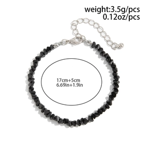 Detail view of crystal beaded bracelet with lobster clasp, weight 3.5g, length 17+5cm