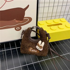 Sac à main mignon en peluche marron avec décoration de lapin et broderie Cutie