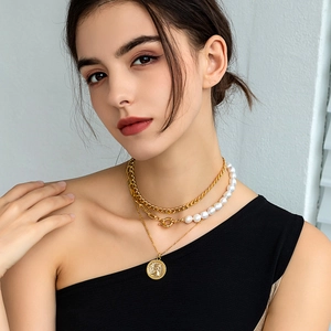 Vintage Layered Necklace Natural Baroque Pearl And 18K Gold Plated Copper Coin Portrait Medallion Pendant Jewelry For Women