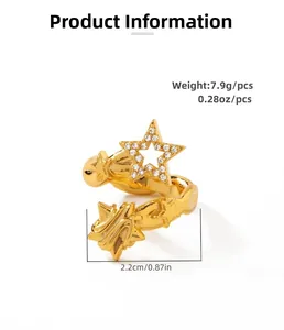 Détail d'une bague étoile en or 18 carats montrant la largeur 2,2cm et le poids 7,9g
