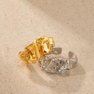 Artistic lava texture rings in gold and silver finish with wrinkled metal design