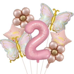 Palloncino rosa numero 2 con set di farfalle e margherite per decorazione 2 compleanno