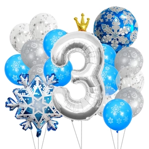 Kit decorazioni 3° compleanno tema invernale con numero 3 argento e palloncino a fiocco