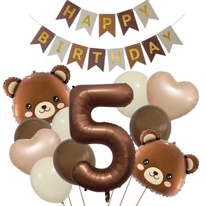 Set de decoración para 5º cumpleaños con globos de oso marrón y pancarta crema