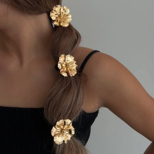 Elegant Alloy Metal Flower Hair Tie For Women Vintage Pleated Texture Elastic Hair Rope Ponytail Holder Hair Accessories