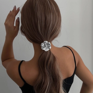 Elegant silver metal flower hair tie for women stylish ponytail holder hair accessory
