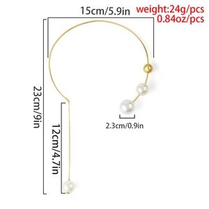 Detailweergave van de geometrische gouden parelchoker met nauwkeurige afmetingen
