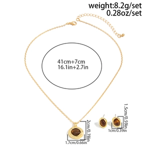 Dimensions détaillées de l'ensemble collier et boucles d'oreilles en œil de tigre