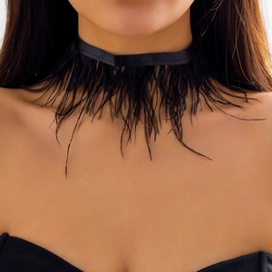 Collier Choker En Plumes Noir Fait Main Gothique Ruban Satin Ajustable Bijoux De Fête Élégants Pour Femmes