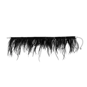 Collier ras de cou en plumes noires style gothique avec fermoir argenté réglable