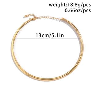 Detailed view of gold minimalist choker necklace with size and weight measurement