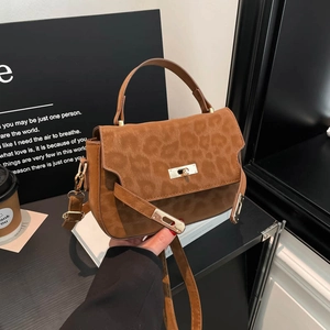 Sac À Main Imprimé Léopard Femme Cuir Synthétique Sac Bandoulière Avec Fermoir Métal Bandoulière Réglable Mode Rétro