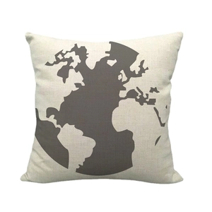 Minimalistischer Kissenbezug aus Leinen mit Vintage-Weltkarten-Umrissdesign in Beige