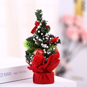 Mini albero di Natale da 20 cm con fiocchi rossi e bacche bianche per decoro tavolo