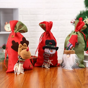 Christmas Gift Bags Burlap Linen Drawstring Pouches With 3D Santa Snowman Reindeer Plush For Holiday Party Treats Decor