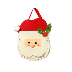 Kerstman geschenktas van vliesstof met rood handvat voor feestelijke kerstversiering
