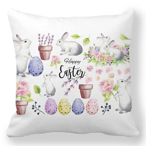 Dettaglio federa Happy Easter con coniglietti ad acquerello e motivi floreali