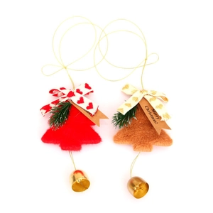 Pendentifs sapin de Noël en peluche avec nœuds à cœur et cloches rouge et marron