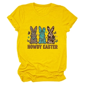 Détail du t-shirt jaune en coton avec motif graphique de lapins Howdy Easter
