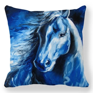 Housse de coussin carrée avec peinture à l'huile d'un cheval à l'aquarelle bleue et blanche