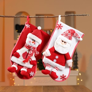 Chaussettes De Noël Grandes Sacs Cadeaux 3D Père Noël Bonhomme De Neige Tissu Tricoté Flocon De Neige Ornements Suspendus Décor