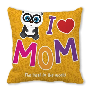 Detail von gelbem Kissenbezug mit Panda-Druck und Happy Mother's Day Text für Mütter