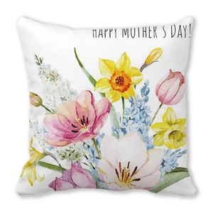Dettaglio della stampa floreale acquerello e scritta Happy Mother's Day su federa morbida