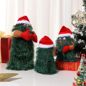 Details von drei Plüsch-Weihnachtsbäumen mit Musik, Drehung und roten Weihnachtsmützen