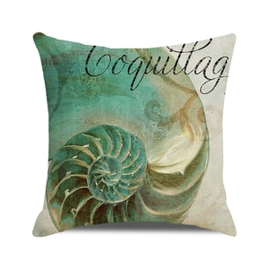 Détail de la housse de coussin carrée avec motif nautile vintage et texte Coquillag