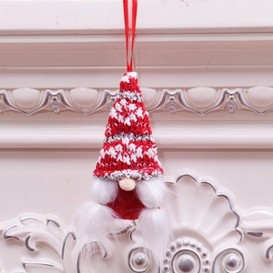 Gnomo di Natale fatto a mano con cappello rosso a maglia e barba bianca decorativa