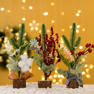 Mini Christmas Tree Artificial Pine Needles Red Berries Flower Decoration With Wood Base For Home Office Tabletop Xmas Decor