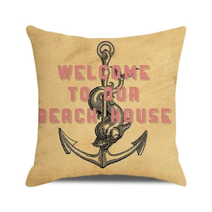 Gros plan de l'ancre et du monstre marin sur une housse de coussin nautique