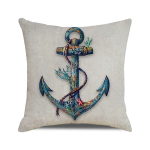 Détail de la housse de coussin ancre marine avec étoile de mer et corail sur lin