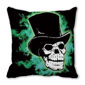 Housse de coussin Halloween crâne avec chapeau haut-de-forme et flammes vertes sur noir