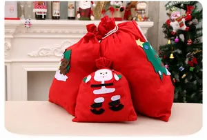 Lot de 3 sacs cadeaux de Noël en intissé avec motifs Père Noël, renne et sapin décoratifs