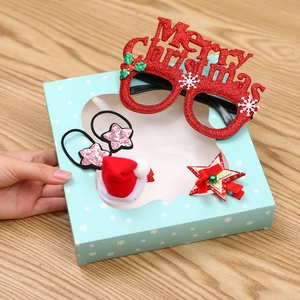 Coffret cadeau de Noël avec lunettes festives et accessoires cheveux en boîte à pois
