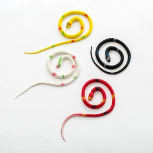 Realistic Toy Snake Rubber Coiled Fake Serpent Halloween Party Prank Prop Gag Gift Round Head Teaching Model