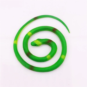 Detailed top view of 70cm green rubber snake with realistic scale texture for Halloween pranks