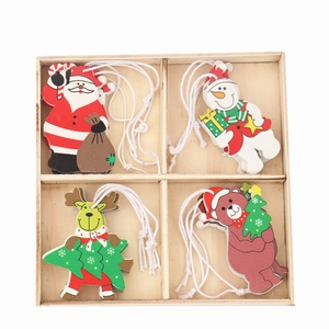 Lot de 12 suspensions de Noël en bois coloré avec Père Noël et renne pour sapin de Noël