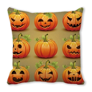 Dettaglio della federa quadrata con nove zucche di Halloween dipinte ad acquerello