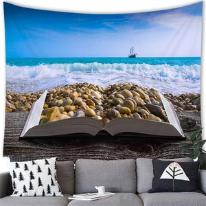 Arazzo artistico con un libro aperto che si fonde in un paesaggio marino costiero