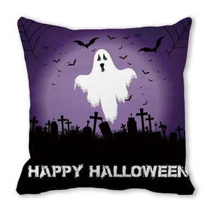 Halloween Kissenhülle mit süßem Geist und Kürbis auf lila Hintergrund für Sofa Deko