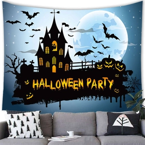 Détail de la tapisserie d'Halloween avec silhouettes de château et de chauves-souris