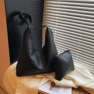 Women Large Capacity Woven PU Leather Tote Bag Set Fashion Street Hobo Shoulder Bag Commuter Daily Handbag With Small Pouch