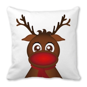 Détail d'un renne de Noël avec un nez rouge imprimé sur une taie d'oreiller blanche