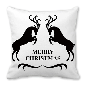 Housse de coussin Noël en peau de pêche avec silhouette de renne sur fond blanc