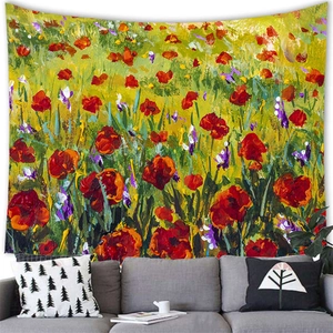 Tapisserie murale paysage de coquelicots suspendue au-dessus d'un canapé gris