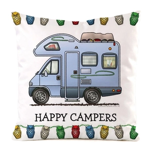 Nahaufnahme von Cartoon-Wohnmobil und Eulenmustern auf weißem Kissenbezug Happy Campers