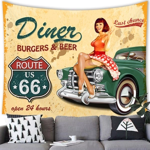 Arazzo da parete vintage Route 66 con ragazza pin-up e design di auto classica retro
